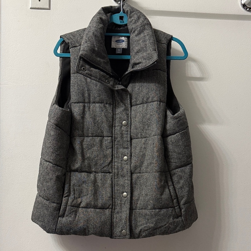 Old Navy Dark Gray Puffer Vest